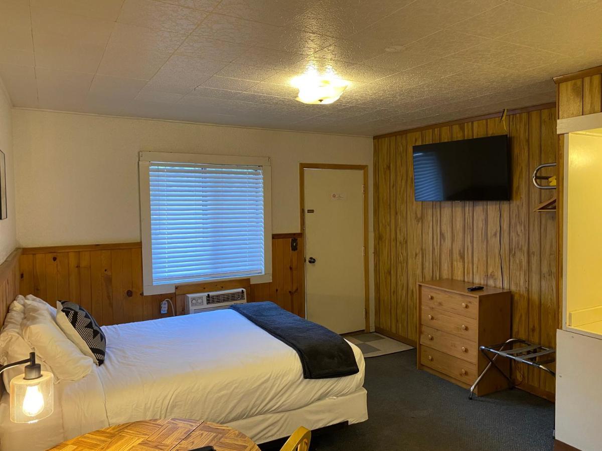 Columbia Point Resort Kettle Falls Esterno foto