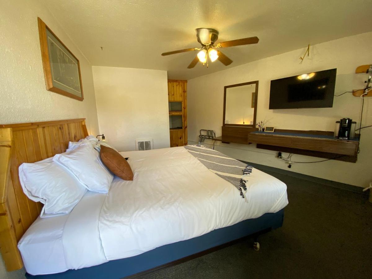 Columbia Point Resort Kettle Falls Esterno foto